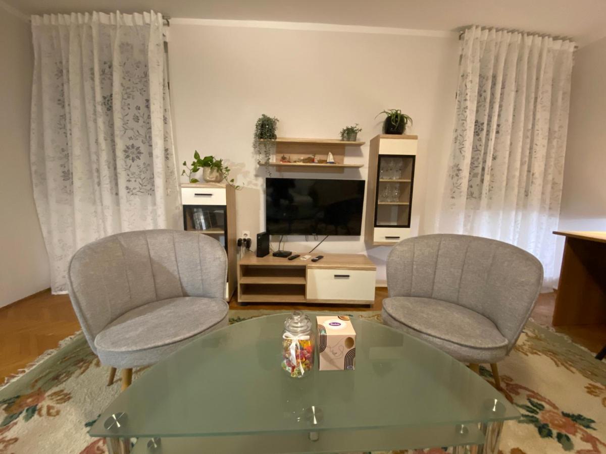 Apartman Colapis- Self Check In, Free Parking, Premium Location! Karlovac Extérieur photo